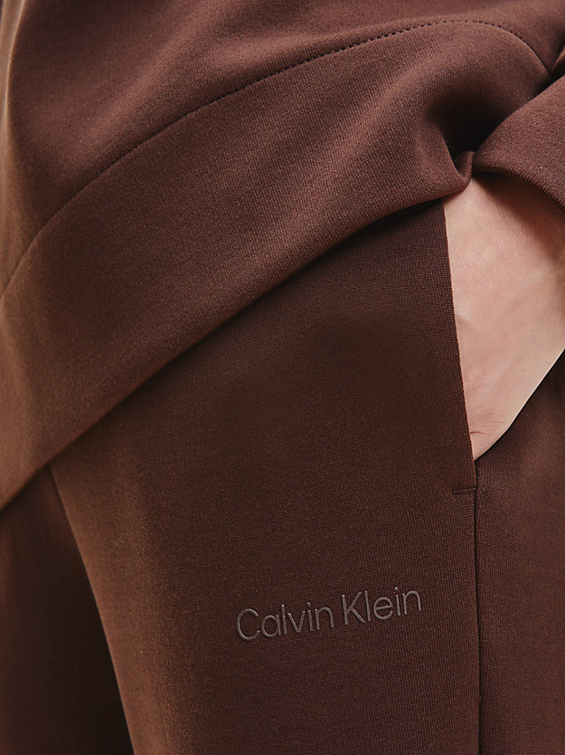 DARK CHESTNUT Wąskie spodnie dresowe z przetworzonego poliestru dla Kobiety CALVIN KLEIN