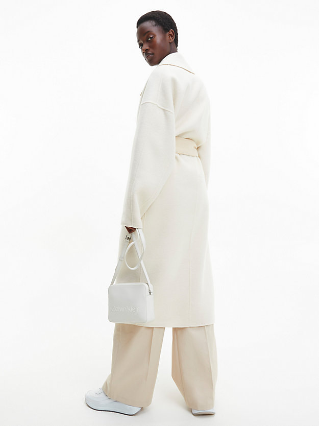 SEEDPEARL / WHITE CLAY Manteau portefeuille oversize en laine for femmes CALVIN KLEIN