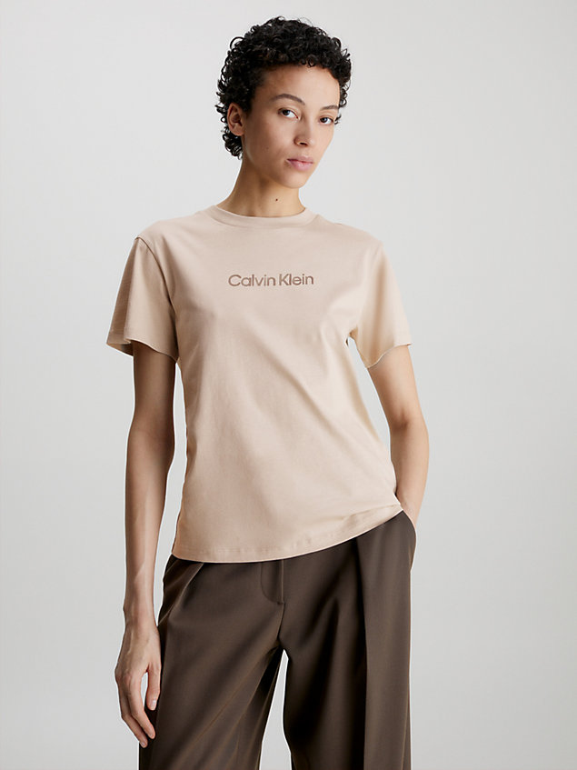 beige bawełniany t-shirt z logo dla kobiety - calvin klein