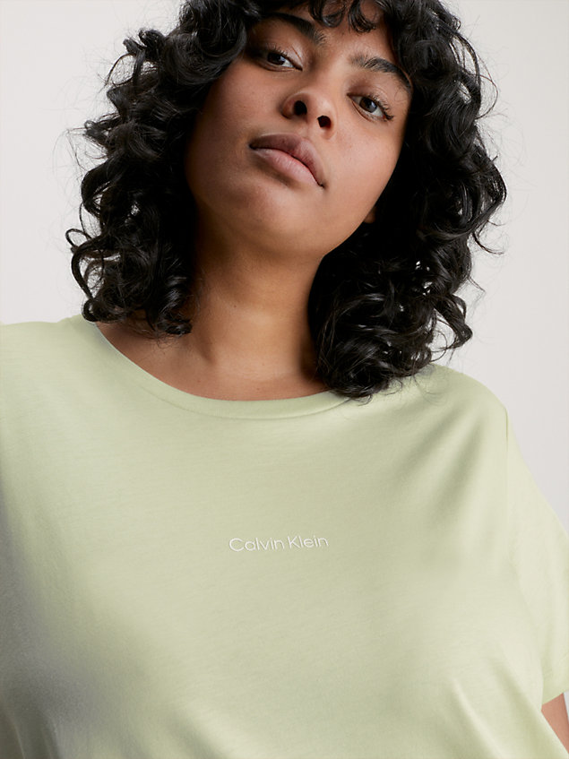 beige t-shirt z logo plus size dla kobiety - calvin klein