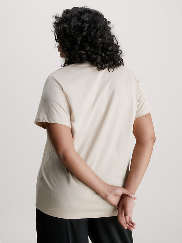 WHITE CLAY T-shirt con logo Plus size da donna CALVIN KLEIN