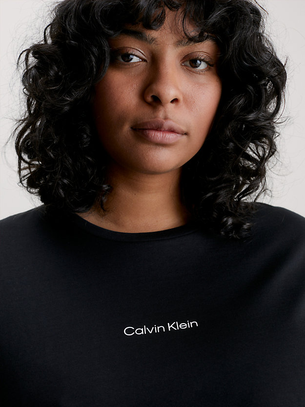 CK BLACK Logo-T-Shirt in großen Größen für Damen CALVIN KLEIN