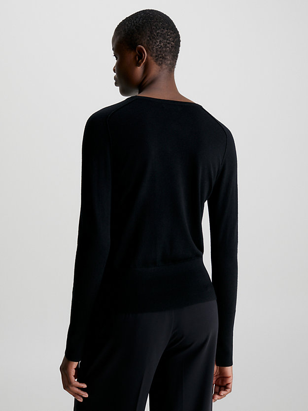ck black wąski sweter z wełny merynosa dla kobiety - calvin klein