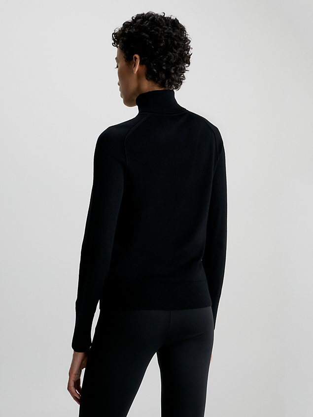 black wąski sweter z wywijanym dekoltem z wełny merynosa dla kobiety - calvin klein