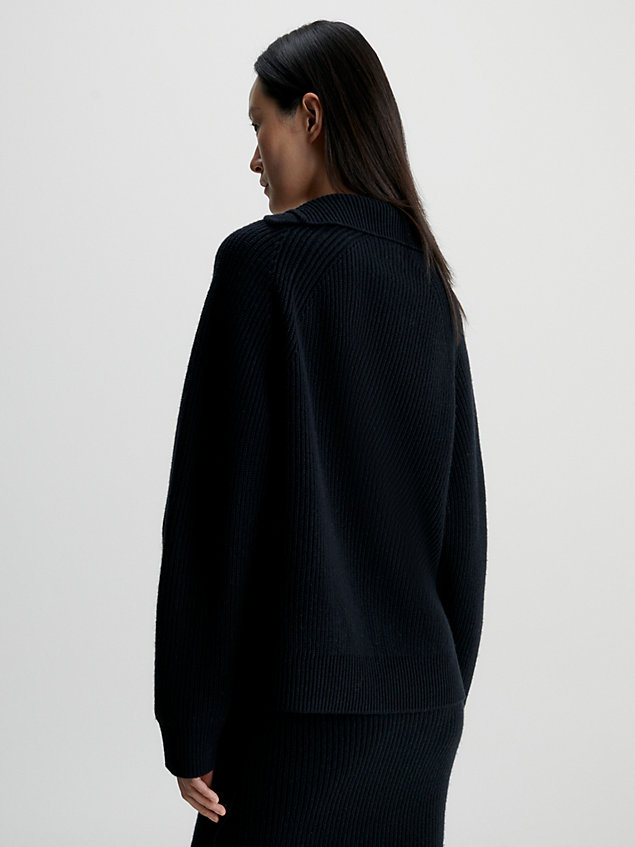 black swobodny sweter z guzikami pod szyją dla kobiety - calvin klein