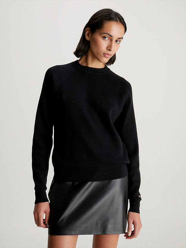 ck black swobodny sweter z półgolfem dla kobiety - calvin klein