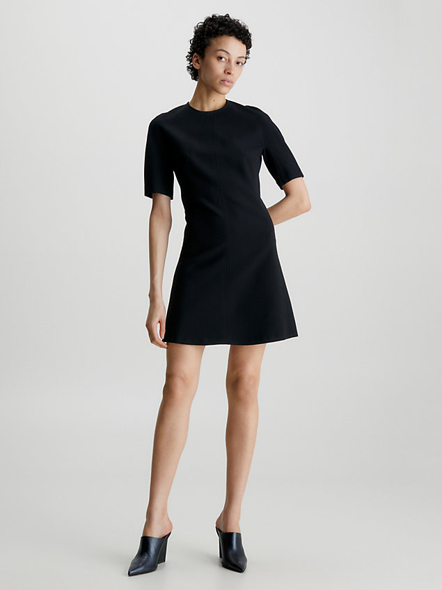 black swobodna rozszerzana sukienka dla kobiety - calvin klein