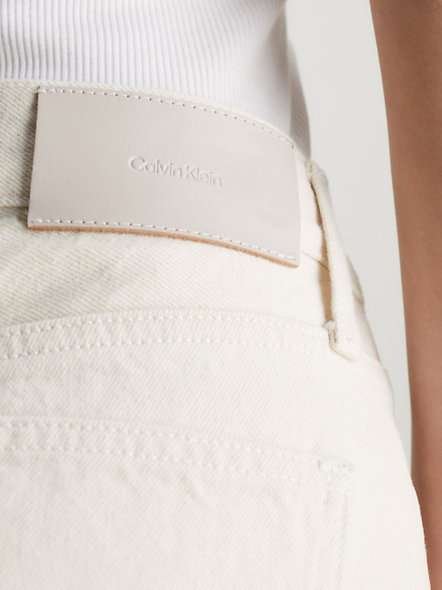 white mid rise relaxed bootcut jeans voor dames - calvin klein