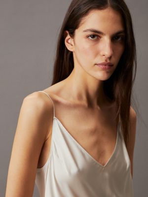 turtledove / sand pebble slim colourblock maxi slip dress for women calvin klein