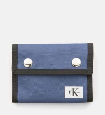 Precio Carteras Calvin Klein Para Hombres The Art Of Mike - fendi shirt roblox the art of mike mignola