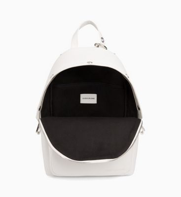 Medium Logo Banner Backpack Calvin Klein K40K400805001 Medium Logo Banner Backpack Calvin Klein K40K400805001