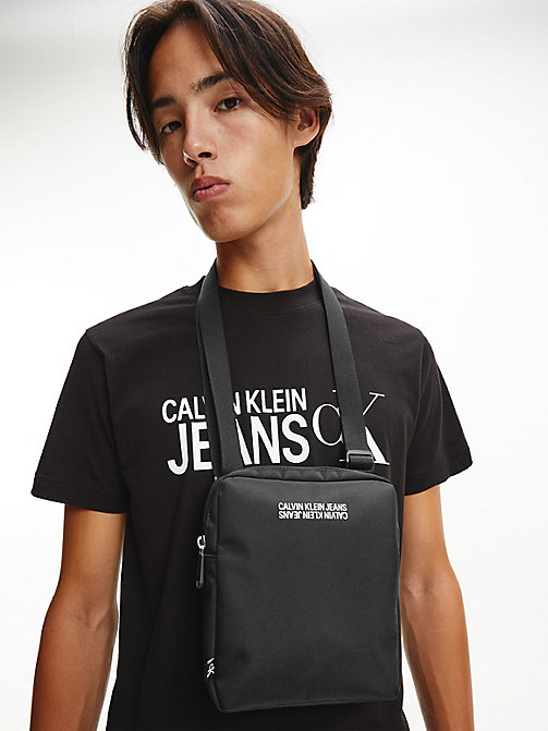 Calvin Klein Minimalisme Pouch Bag in het Zwart voor heren Heren Tassen voor voor Buidels voor 