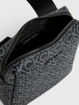 Calvin klein clearance purse for men