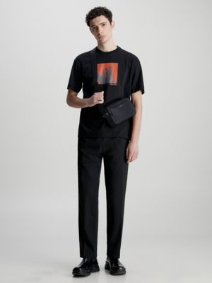 Crossbody Bag aus recyceltem Material Calvin Klein® K50K510533BAX