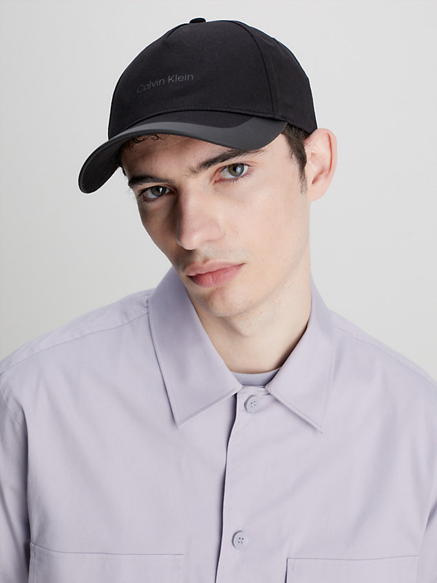 black czapka z logo z bawełny organicznej dla mężczyźni - calvin klein