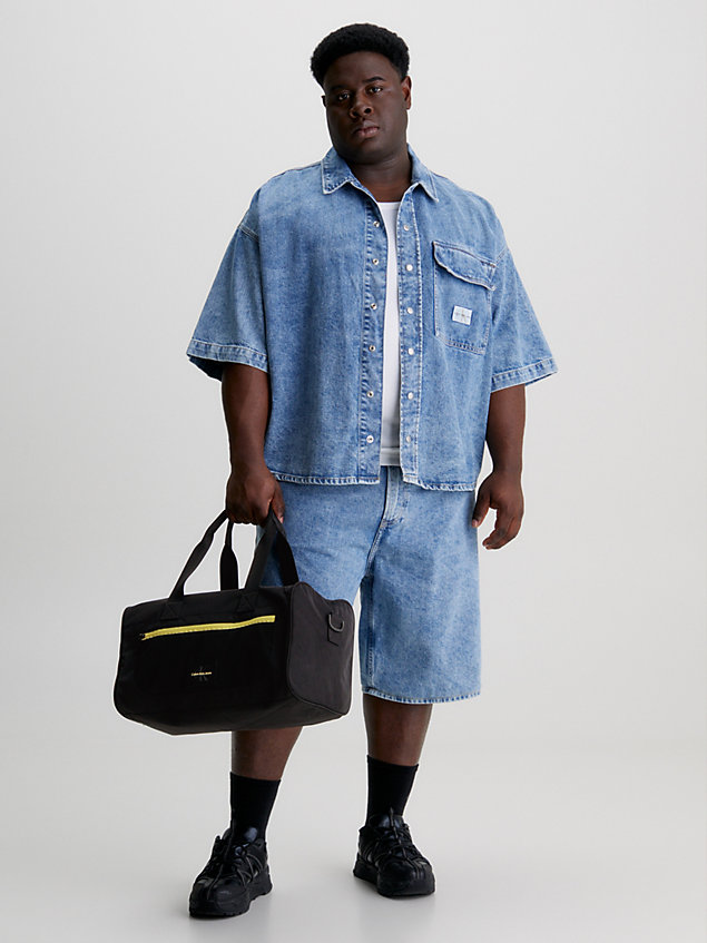 black torba sportowa z materiałów z recyklingu dla mężczyźni - calvin klein jeans