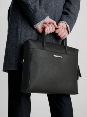 Calvin klein 2025 leather laptop bag