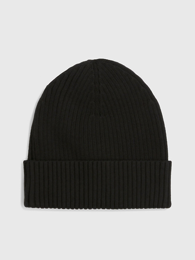 black czapka i szalik w zestawie upominkowym dla mężczyźni - calvin klein