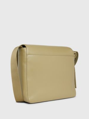 Calvin klein best sale shoulder bag men