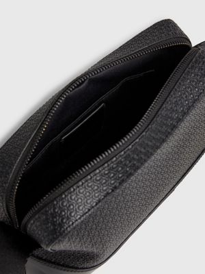 Calvin klein men's online clutch bag