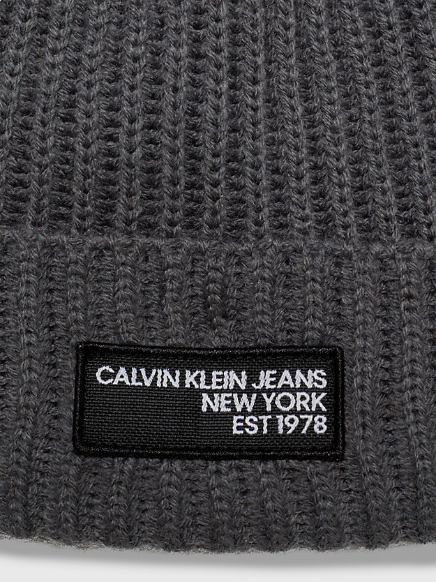 dark grey beanie for men calvin klein jeans