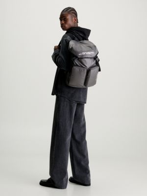 Flap backpack outlet mens