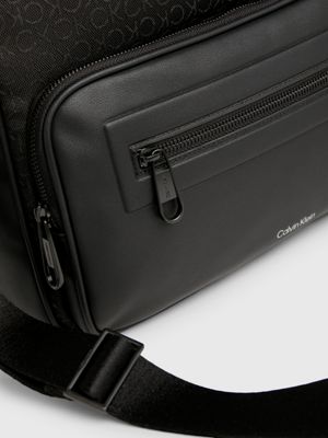 Calvin klein messenger bag hot sale leather