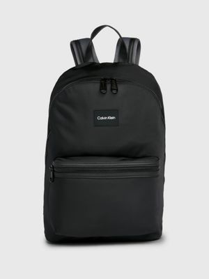  Mochila pequeña para hombre y mujer, impermeable, Negro -,  Mochilas Sling : Ropa, Zapatos y Joyería