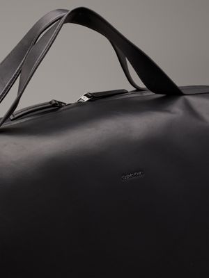 black weekend bag for men calvin klein