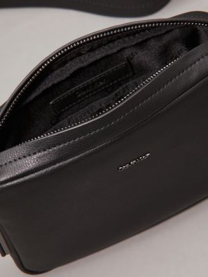 ck black flat crossbody camera bag for men calvin klein