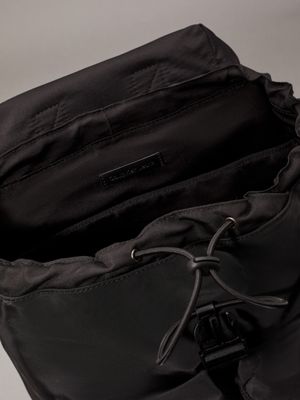 sac à dos à rabat black pour hommes calvin klein jeans
