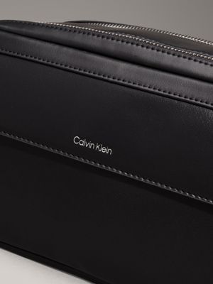 ck black smooth wash bag for men calvin klein