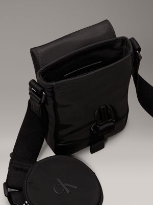black handy-umhängetasche mit gehäuse für herren - calvin klein jeans