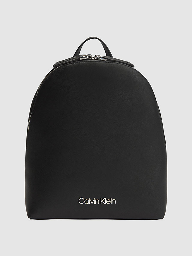 Black > Маленький круглый рюкзак > undefined Женщины - Calvin Klein