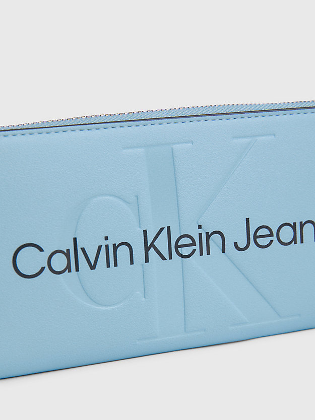 portafoglio con zip integrale con logo rfid blue shadow da donne calvin klein jeans