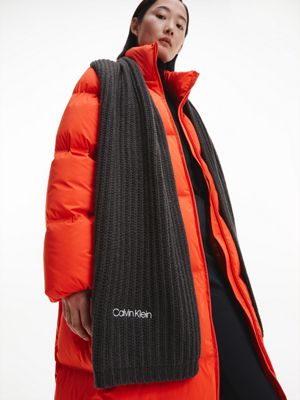 Calvin klein deals red scarf