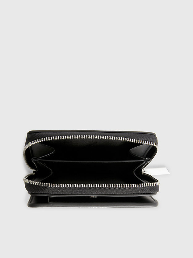 BLACK MONO Portefeuille zippé avec logo en matière recyclée for femmes CALVIN KLEIN
