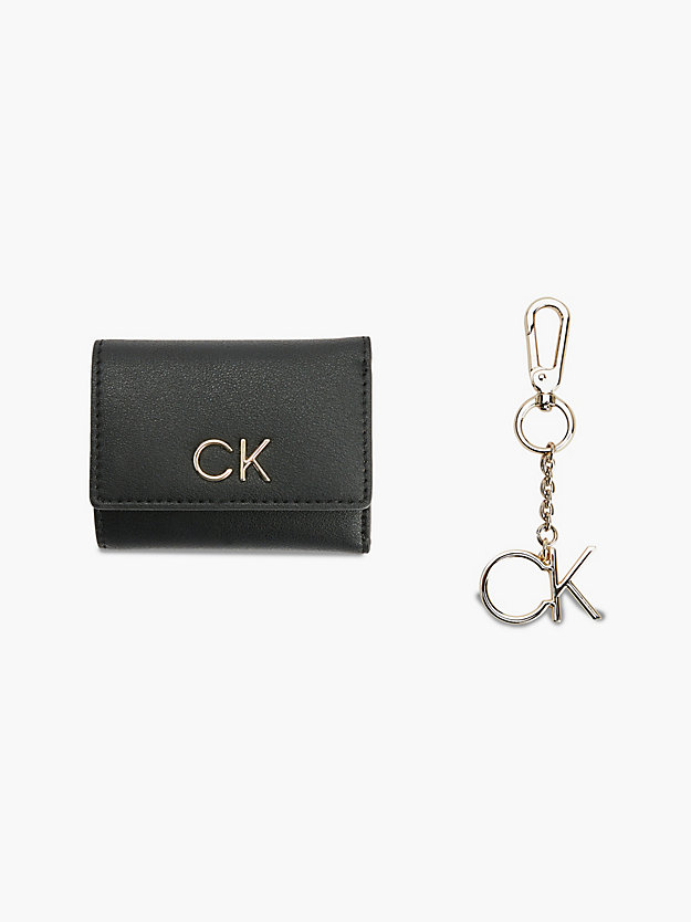 CK BLACK Llavero y billetera con tres pliegues y logo en set de regalo de mujer CALVIN KLEIN