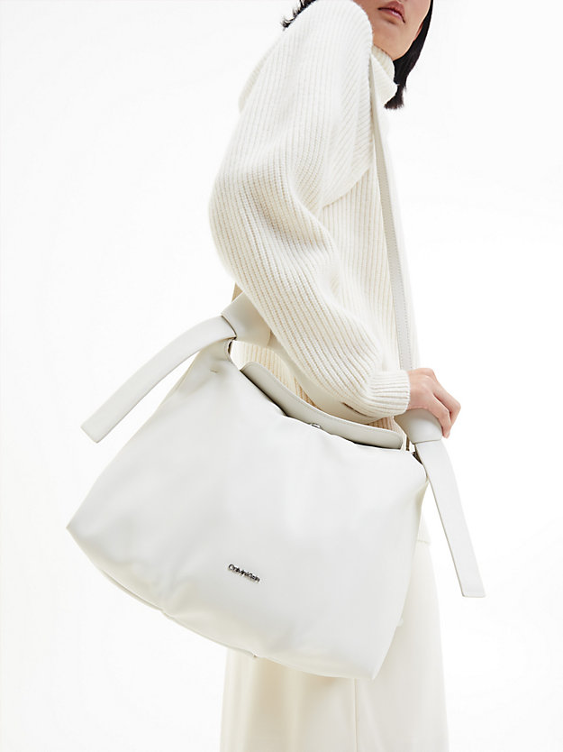 DARK ECRU Crossbody Bag aus recyceltem Material für Damen CALVIN KLEIN