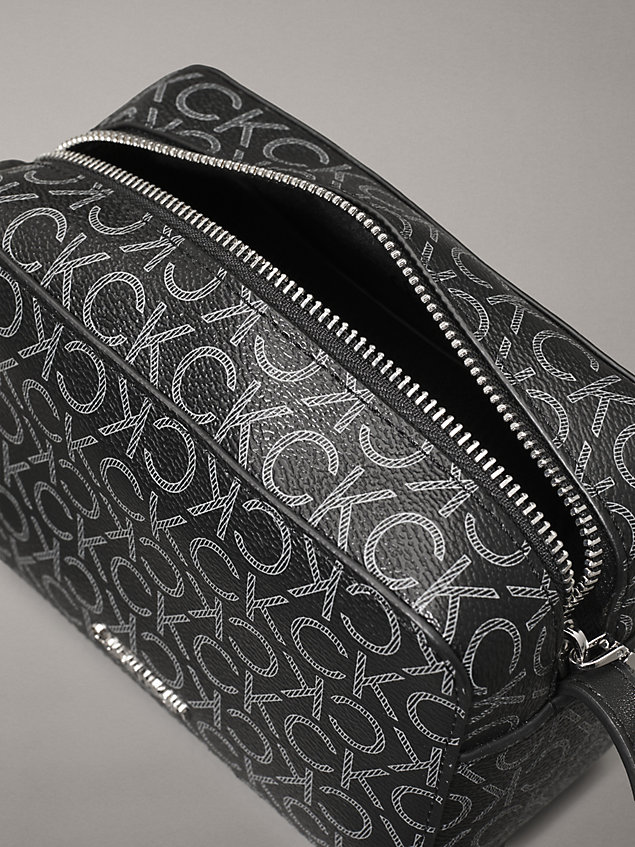black torba przez ramię z materiałów z recyklingu z logo dla kobiety - calvin klein