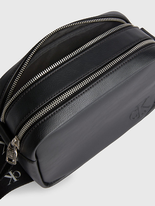 black torba przez ramię ze sztucznej skóry dla kobiety - calvin klein jeans