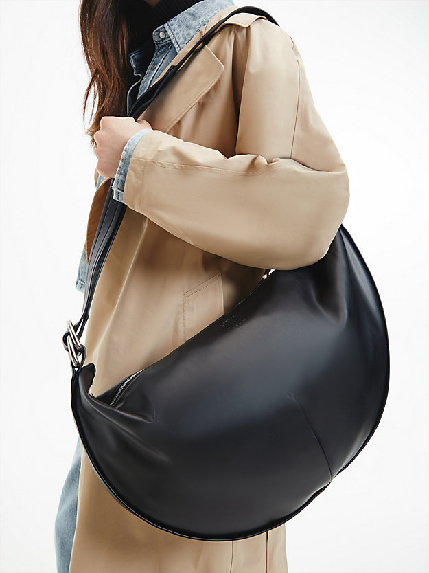 Oversized Hobo Bag Calvin Klein® | K60K610336BDS