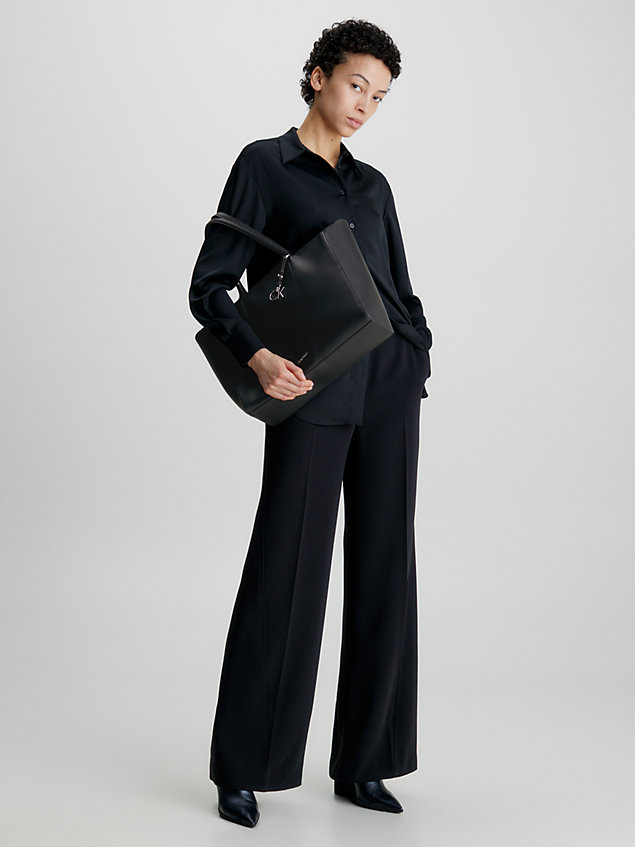 black torba typu tote z materiałów z recyklingu dla kobiety - calvin klein