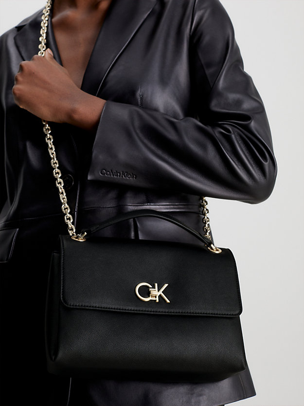 CK BLACK Wielofunkcyjna torba na ramię z materiału z recyklingu dla Kobiety CALVIN KLEIN