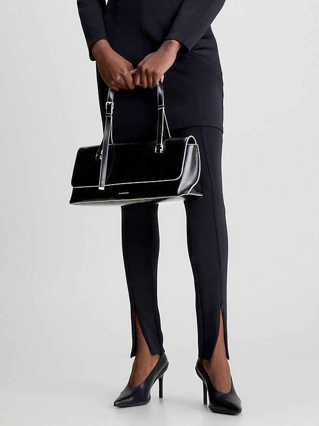 black duża torba na ramię z materiałów z recyklingu dla kobiety - calvin klein
