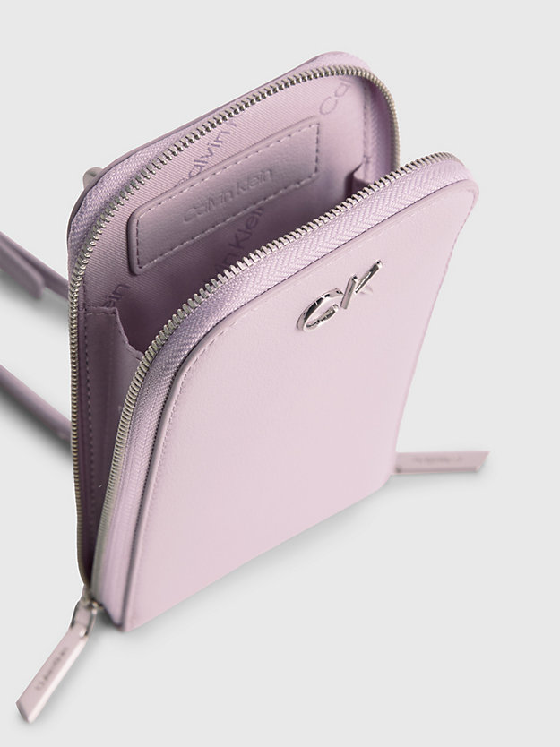 IRIS Crossbody-Handy-Tasche aus recyceltem Material für Damen CALVIN KLEIN