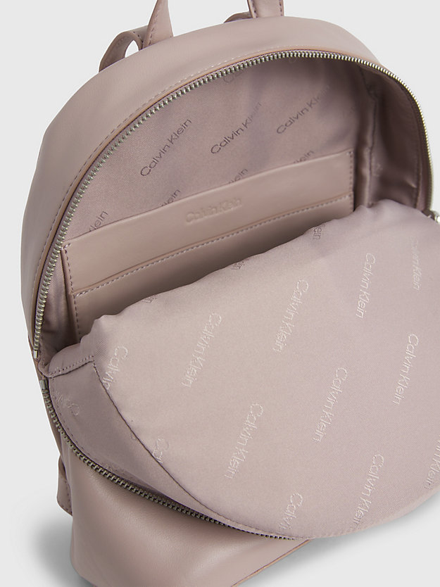 shadow gray okrągły plecak dla kobiety - calvin klein