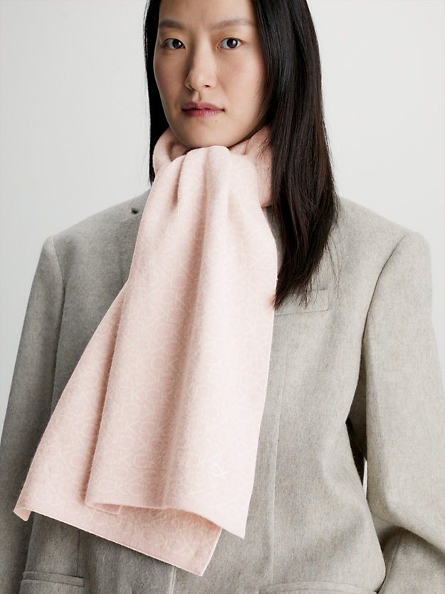 shadow gray/mono wool blend logo scarf for women calvin klein