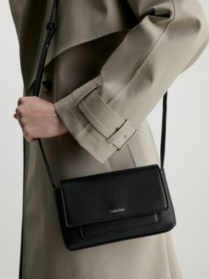 Kleine Crossbody Bag Calvin Klein® K60K611320BAX