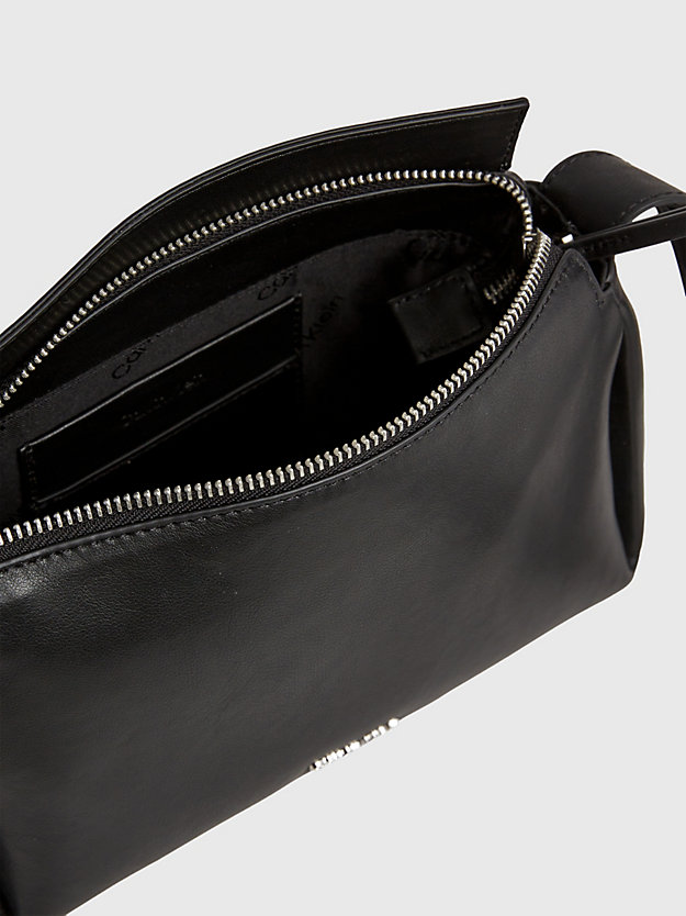 ck black mała torba przez ramię dla kobiety - calvin klein